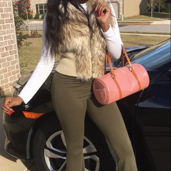 LOUIS VUITTON Monogram Papillon 26 - Picture 3 of 4